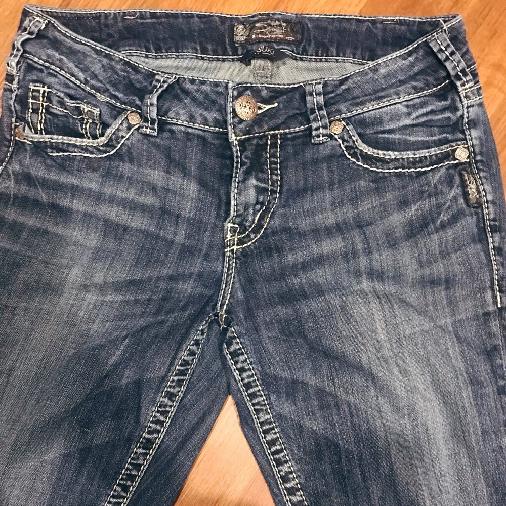 SILVER Capri Jeans.